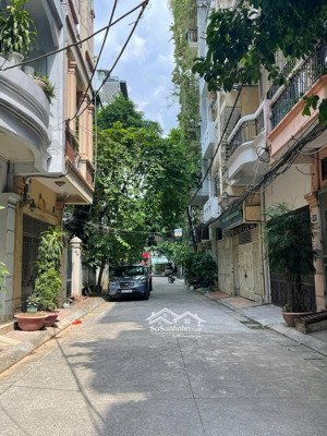 bán nhà phân lô lạc trung, vỉa hè, 3 ôtô tránh, 30 bước ra mặt phố, 73m2 5t còn mới, sổ đẹp 26 tỷ