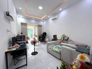 bán nhà 2 tầng 68m2, nguyễn duy cung, gò vấp. ngang 4m chuẩn, diện tích lớn. giá chỉ 4.850 tỷ