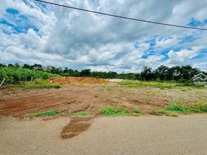 bán đất láng lớn, cách mỹ xuân ngãi giao 150m , 20x51, 80 thổ cư