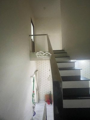 5.5 tỷ nhà đẹp 2 tầng 67.5m sân đỗ ô tô+ phạm văn đồng sổ vuông đẹp