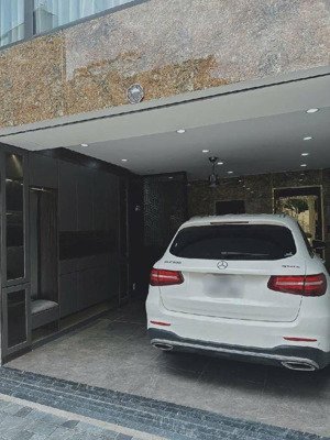 siêu phẩm phúc đồng 63m gara tm kinh doanh oto thông, chỉ 12 tỷ. call o398386285