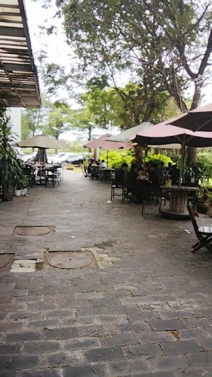 chuyển đổi mô hình cần bán căn shophouse đang bán cafe và ăn sáng doanh thu 4tr/ ngày