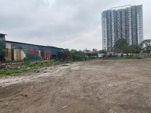 cho thuê kho xưởng tại đức giang - container 40f lùi kho - điện 3 pha - khu vực trung tâm