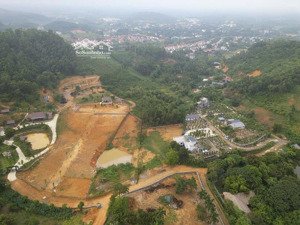 bán đất tại xã yên xuân . 384m , nằm trong quần thể thung lũng ngọc linh. giá siêu đầu tư.