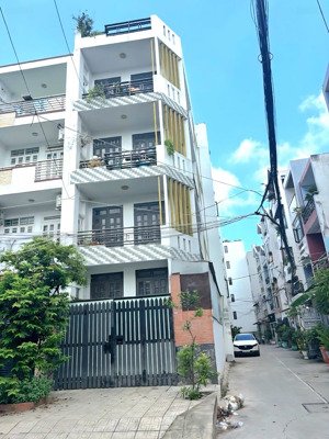 vị trí đẹp - căn góc 5 tầng view công viên , ngang 4.9m x 11 m , hẻm xe hơi 6m ,có dòng tiền sẵn