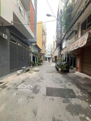 mặt tiền đường số vĩnh hội, quận 4; dt đẹp, bề thế: 5x10; 4lầu; vừa ở vừa kinh doanh; nhỉnh 13 tỷ