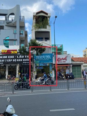chính chủ cho thuê mặt tiền đường nguyễn văn nghi, đối diện trường đh công nghiệp, ngay chợ gò vấp