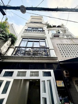 nhà 4lầu hxh đường đào duy từ, p17, quận-pn