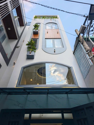 đẹp nhất quận 3 lúc này siêu phẩm vip nguyễn đình chiểu 5 tầng btct full nội thất cao cấp