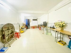 quận 3 cc nguyễn thiện thuật tầng 2 shr giá 2ty4