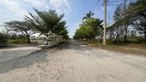 daresco - khách ngợp bank gửi 1 nền 100m2 trục 36m, em cam kết không có lô nào rẽ hơn.