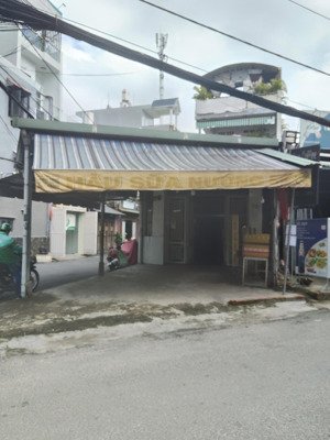 sang nhượng quán nhậu, quán ăn, thành lý đồ dùng các loại.