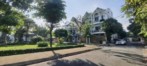 bán lô đất đối diện công viên giáp hiệp thành city