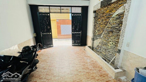 nhà đẹp duong bá trạc, f1.q8, cách q1 chỉ 1 cây cầu, 3 tầng, 58,9m2, giá 7,6 tỷ (thương lượng)