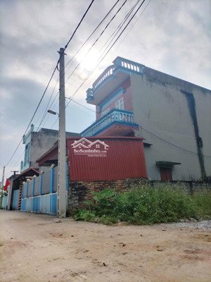 bán lô góc hồng giang đức giang yên dũng làn 2 tl 398 đường 2 ô tô tránh nhau