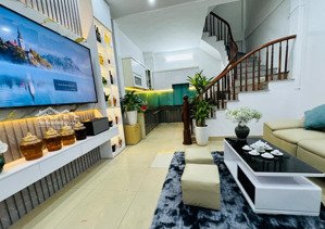 bán nhà phố quan nhân 32m2 x 5 tầng mới, ô tô 10m, nhà đẹp ở ngay!