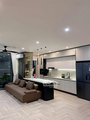 bán gấp căn hộ cao cấp tràng an complex dt : 100m 3pn2vs _ tầng trung _ full đồ _giá rẻ