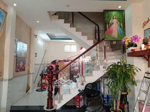 bán nhà hoàng diệu quận 4 - hẻm ôtô - 44m2 - 4 tấm đúc - chỉ 5 tỷ - khu dân trí cao an ninh