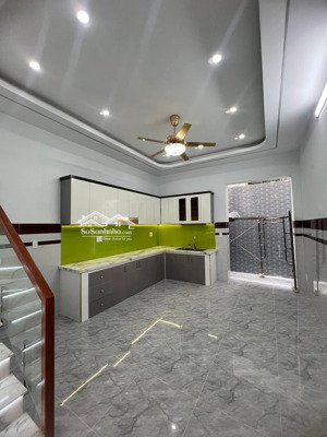 nhà mới ở ngay, sát trường thcs, chợ long trường, ô tô thông chỉ 6.5 tỷ thương lượng