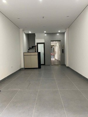 chủ cần bán gấp nhà thạch bàn - nhà 6 tầng thang máy - ô tô tránh - kinh doanh - 8,85 tỷ.