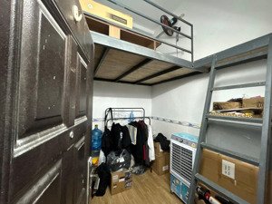 hàng hiếm! phòng gác siêu thoáng ở lê thị kỉnh