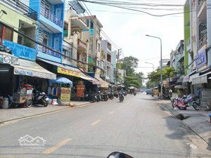 hot mặt tiền đào cam mộc, quận 8, đường nhựa 20m, 7x18m , nhỉnh 11 tỷ