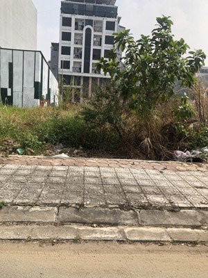 bán đất dịch vụ hoài đức -vân canh - diện tích 115.1 m - mặt tiền siêu rộng 7,2 m - nở hậu hút lộc