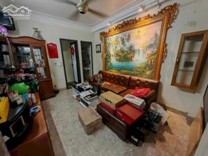 Cần bán gấp siêu phẩm phân lô bàn cờ làng cổ Đông Ngạc 40m2, 5T, tặng nội thất, vỉa hè ô tô tải tránh, kinh doanh tốt