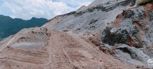 gia đình cần bán gấp mỏ đá - xã thu cúc - tỉnh phú thọ - đã có giấy phép khai thác.