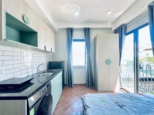 cho thuê căn hộ dịch vụ, gần chợ bà chiểu, bùi đình túy, quận bình thạnh, ban công - máy giặt riêng