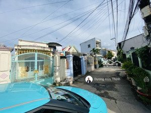 đất đẹp 2 mặt tiền tặng nhà cấp 4 hẻm xe hơi thông, ngay trung tâm long trường