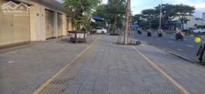 NHÀ 3 T – ĐẤT 281M² – GIÁ CHƯA TỚI 100 TRIỆU/M² 
MẶT TIỀN VÕ CHÍ CÔNG – ĐƯỜNG 30M – LỀ 9M – TRUNG TÂM HÒA XUÂN