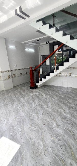 bán nr 4pn, 3wc, 52m2 giá cực chất tại bến phú định, q8, hcm