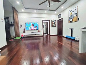 bán chung cư cực vip tòa ct2 vimeco nguyễn chánh, cầu giấy. 105m2 2pn. 9,78 tỷ