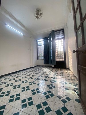 bán gấp xuất cảnh - nhà hẻm nguyễn cửu vân - nhà 4 tầng 31.8m² - giá 8.3 tỷ