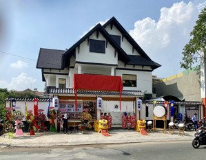 cho thuê mặt bằng kinh doanh song hành, an phú, 400m2, giá 130tr/tháng, đầy đủ nội thất kd ngay