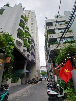 giá đầu tư: chính chủ cần bán lô đất biển đường đinh đạt - sát vương thừa vũ - võ nguyên giáp