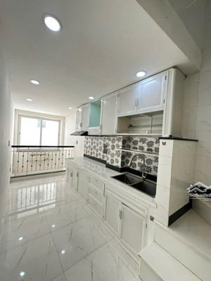 bán gấp xuất cảnh - nhà hẻm ngô quyền - nhà 4 tầng 15m² - giá 3.68 tỷ