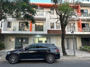 hiếm- mặt tiền kinh doanh 3 tầng sổ hồng ngay sát liên phường