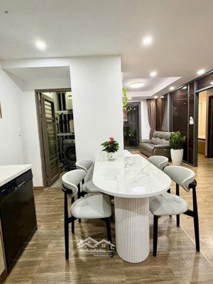 nhà mới full nội thất xịn sò 2pn, 2wc -75m2 tại nguyễn hữu thọ, gần đh rmit - giá 6 tỷ