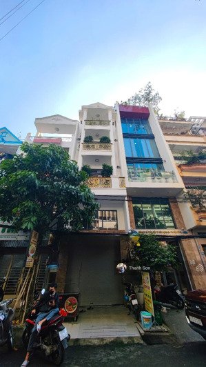 bán nhà 5 tầng mới xây, 4x14m mặt tiền bàu cát 2. đoạn đẹp nhất khu bàu cát. 14.9 tỷ thương lượng