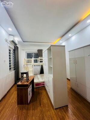 cho thuê nhà riêng Ngõ 59 Phạm Văn Đồng. 30m x 5 tầng, nhà mới ở kết hợp kinh doanh. giá 13.5 triệu