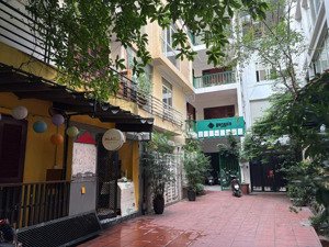 chính chủ cho thuê nhà ngõ to gần mặt đường giảng võ ( đối diện vin giảng võ đang xây )