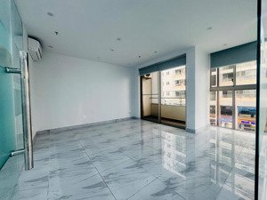 cho thuê shophouse tầng 2 của midtown phú mỹ hưng, chỉ 28tr/tháng (hùng: 