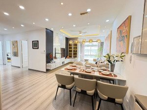 phú mỹ hưng - căn hộ góc 3pn - 91m2 - sky garden 2 - ngay phố thương mại - giá 8.2 tỷ tl