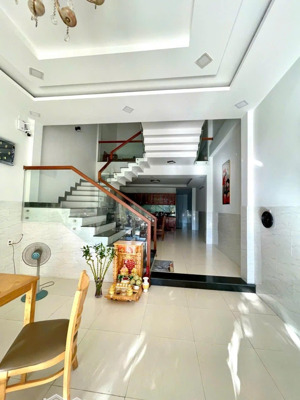 nhà 3 tầng đoàn khuê nhà mới, đẹp - rẻ nhất thị trường