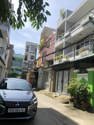 giảm sâu 2 tỷ bán nhanh, dt 6x19m, cn 107m2, hxh 1 sẹc bùi đình túy