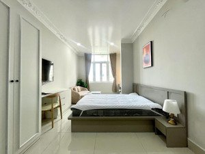 cho thuê căn hộ full nội thất cao cấp mới hoàn thiện gần sân bay và công viên gia định