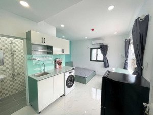 chính chủ cho thuê phòng cửa sổ lớn siêu thoáng ngay trung tâm phú nhuận gần giáp q1_máy giặt riêng