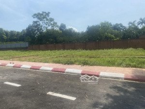 bán lô đất 100m² tại vai réo mặt tiền 5.6m, đường 8m giá 5 tỷ